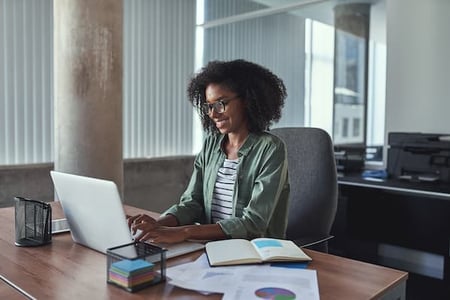 How to Use Battle Cards in Your Sales Process [Templates]