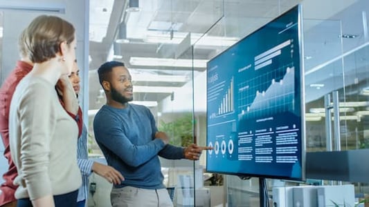 85 Key Sales Statistics That'll Help You Sell Smarter in 2022